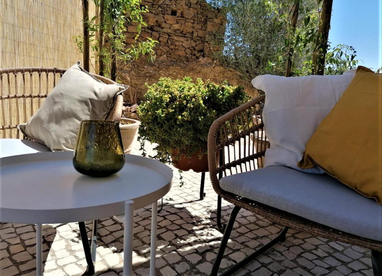 B&B Casa Escondida, Adults Only Алте Екстериор снимка